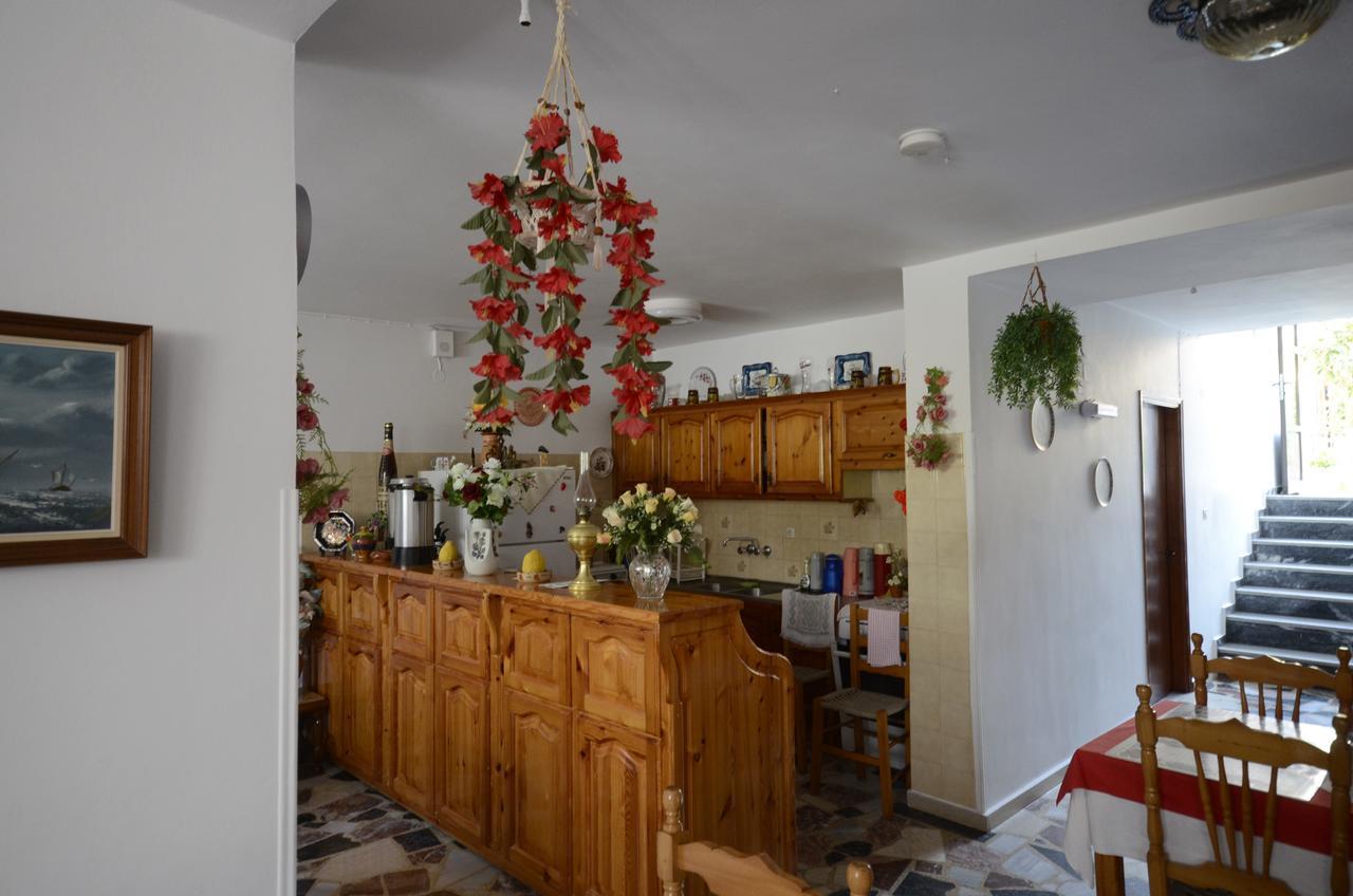 La Plage Hotel Kokkari Bagian luar foto